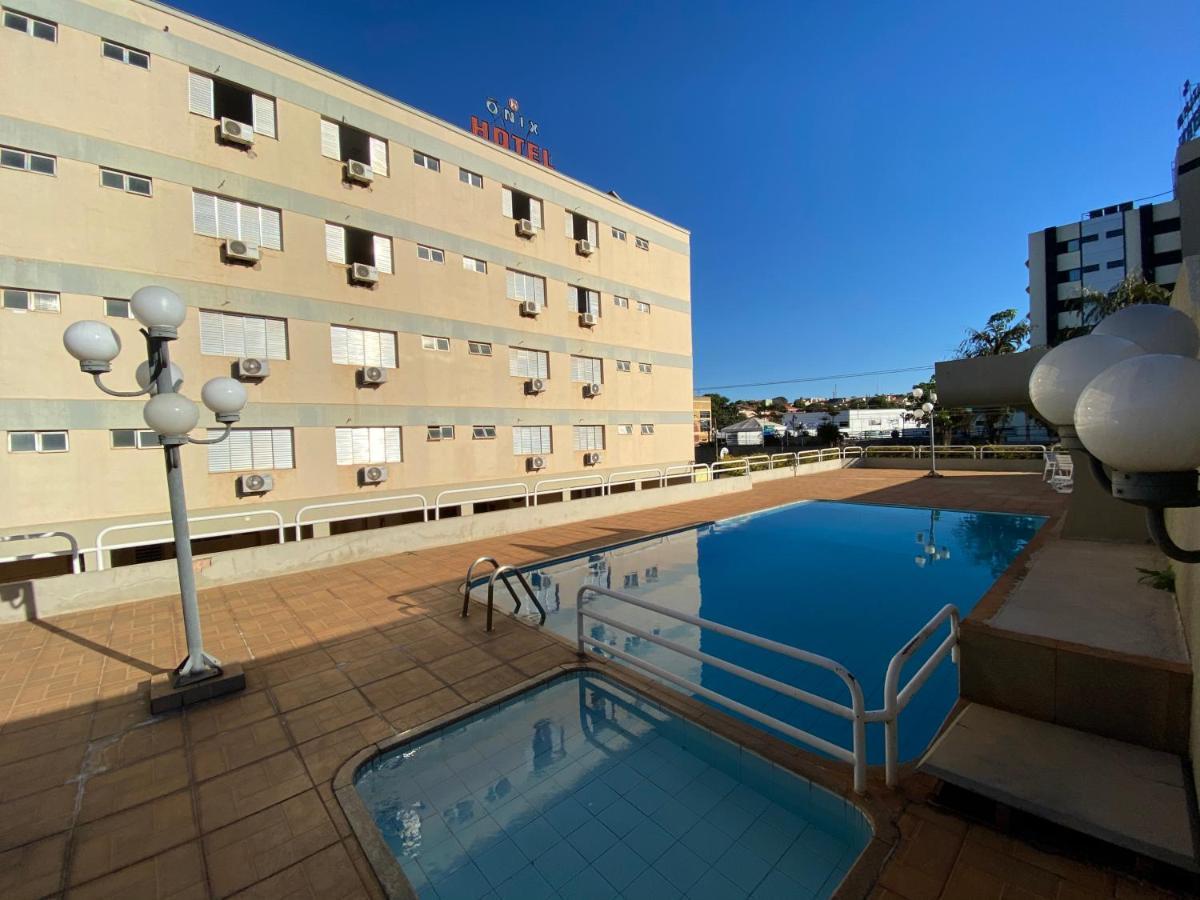 Onix Hotel Assis Exteriér fotografie